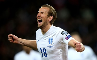 诺亚体育精华-F加拿大站汉密尔顿被罚时丢冠