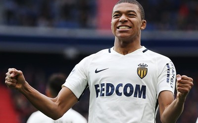 诺亚体育动态-内维斯这脚弧线球简直无解